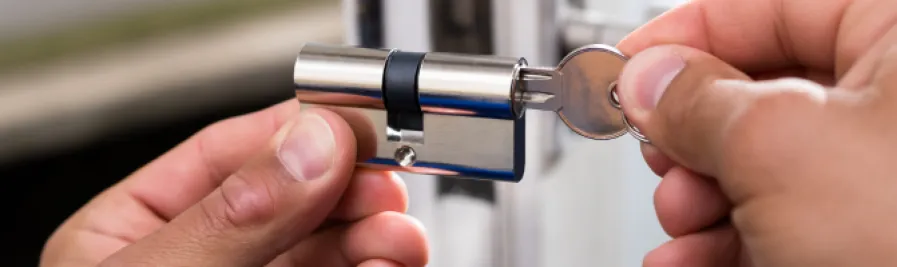 Change locks web larger